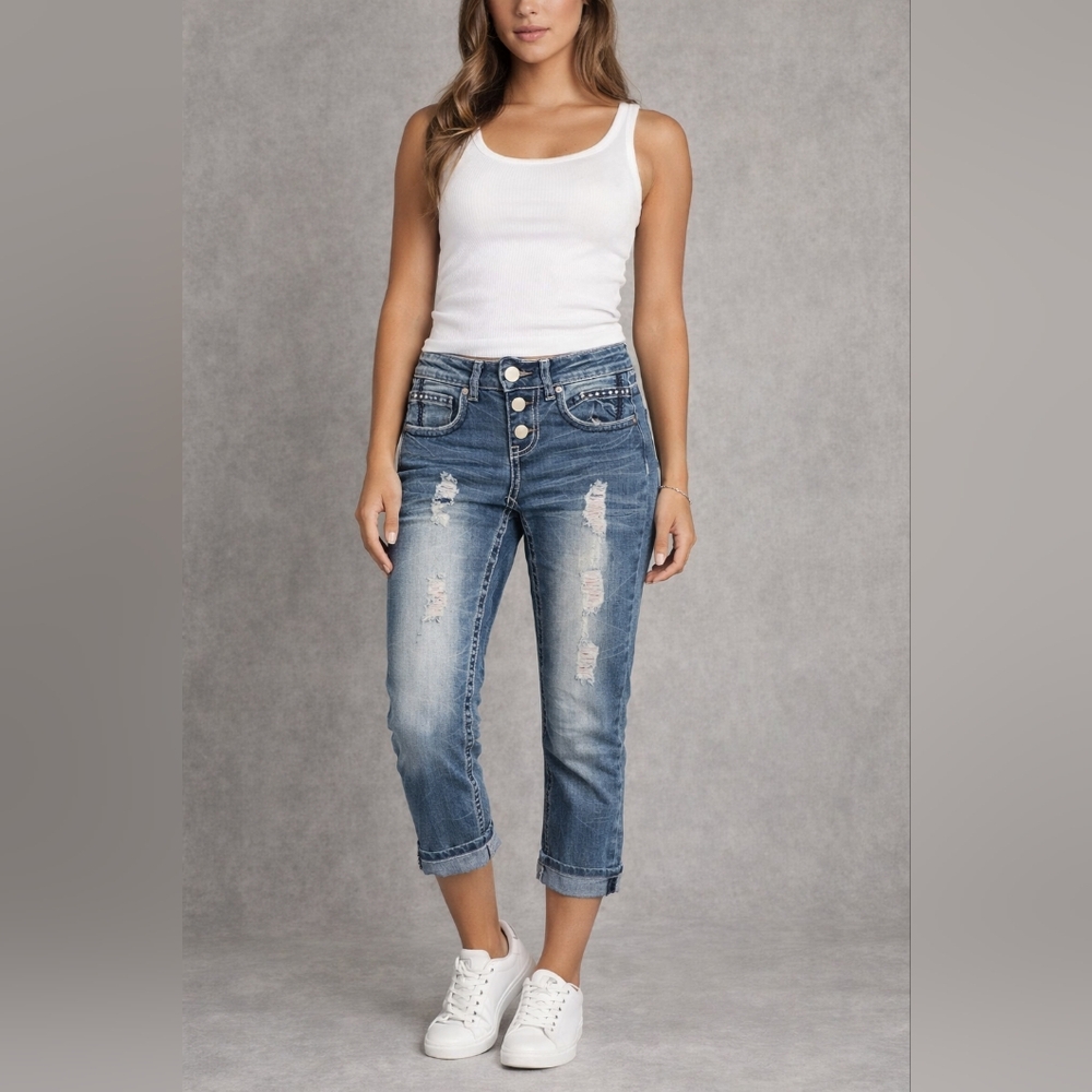 No boundaries capri's